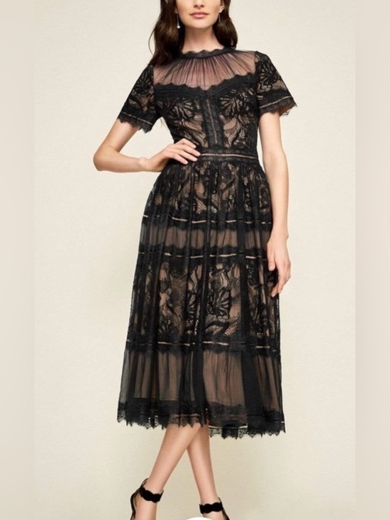 Tadashi Shoji Dresses & Skirts - TADASHI SHOJI CAMILLA TEA-LENGTH BLACK LACE DRESS Size 6